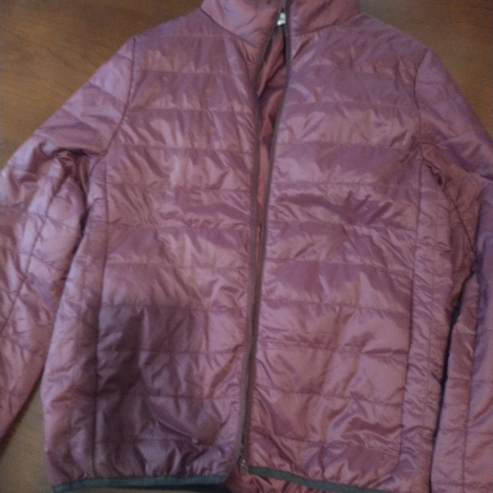 PINK VICTORIA SECRET PUFFER COAT.... EUC